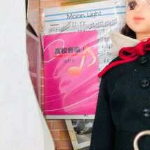 難あり中古品 タカラ ジェニー Jenny カレンダーガール 全日本女子高生 制服通り 音楽学科 1年 3月 ミツキ きせかえ人形_画像5