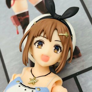 中古美品 マックスファクトリー figma 535 ライザのアトリエ 常闇の女王と秘密の隠れ家 ライザリン・シュタウト 特典付き