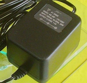 ACアダプター/SKYQUEST『AM-131500T』(13.5V 1.5Amp)（送料込み）