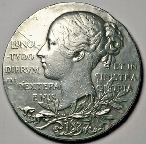 1897年 英国 イギリス ビクトリア女王 60年周年 ダイヤモンドジュビリー 55cm 大型 銀メダル 銀貨 箱付き 55cm アンティークコイン
