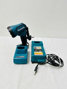 H523-D2-206 makita マキタ ML145/フラッシュライト 懐中電灯 ランプ 充電式 DC1411/急速充電器 AC100V専用 ⑦