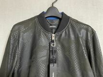 ★新品★DIESEL★羊革　ラムレザー ジャケット　ブルゾン　お洒落なカモフラ　迷彩デザイン★ブラック★Ｌサイズ★ディーゼル_画像2