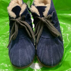 UGG キッズモコモコブーツ　17㎝