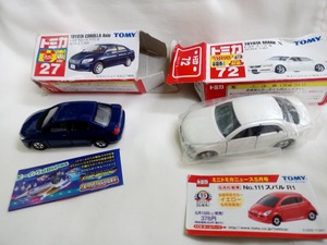 トミカ　27　トヨタ　カローラ　アクシオ　72　トヨタ　マークX