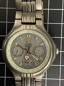 エルジン腕時計　ELGIN USA ソーラ　デイ、デイト&赤針(24時間表示) メタルベルト　中古　バッテリー劣化　動作不安定、ジャンク