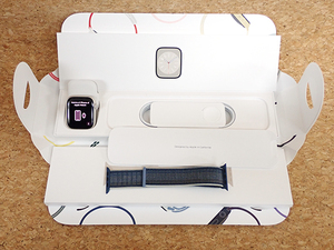 【中古】Apple Watch Series8 GPSモデル 45mm MNP23J/A スターライトアルミニウムケース と ストームブルースポーツループ(NLA306-1)