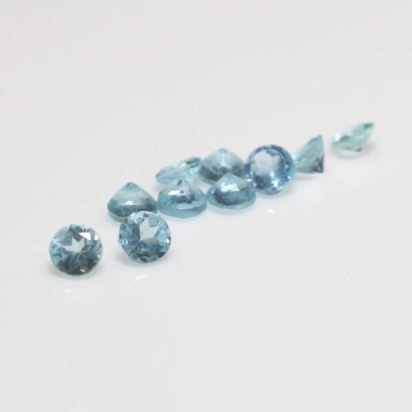 キレイ アパタイト 3mmラウンドのロット 10ケで1.31ct