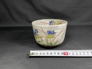 作家物 刷毛目 色絵茶碗 産地不明銘が釉薬で隠れてます 稽古茶碗 デッドストック☆同梱可能☆まとめ買い歓迎☆J82 抹茶碗