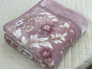ロマンス小杉　日本製　高級素材アクリル１００％　高級２枚合せ毛布　訳あり　２,６kg　とても暖かい　シングル　ピンク