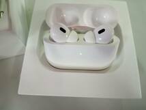 【展示品】apple AirPods pro 2rd generation アップル エアポッズ　プロ 第2世代　MTJV3J/A A3047 JJGV　美品_画像3