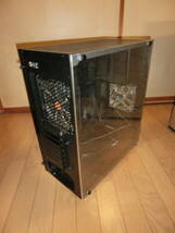 ★☆ジャンク品　Thermaltake CA-1J5-00M1WN-01 (Versa H26 アクリルパネル ATX ブラック)☆★_画像2