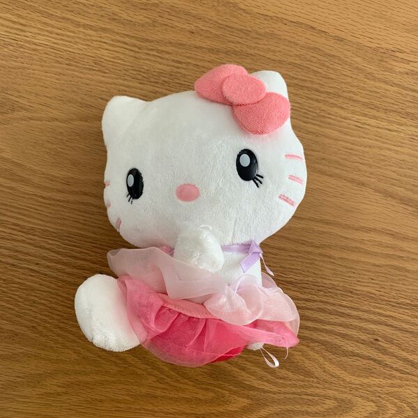 ハローキティ ぬいぐるみ