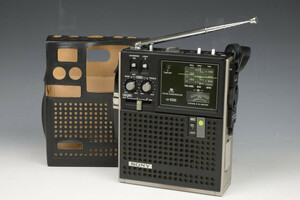 【TO】SONY ソニー ICF-5500 スカイセンサー 3バンド ラジオ 通電確認済み カバー付き 現状品 ジャンク 中古 