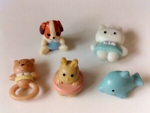 シルバニアファミリー　赤ちゃん玩具　5点セット　イヌ、人形など　　小物　 おままごと