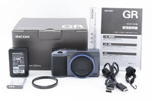 ショット数 1341枚 元箱付 ★ほぼ新品★ RICOH リコー GR IIIx Urban Edition メタリックグレー コンパクトデジタルカメラ (3464)