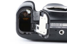 ★美品★ Canon EOS 6D Mark II Body ボディ デジタル一眼レフカメラ EOS6DMK2 (3504)_画像9