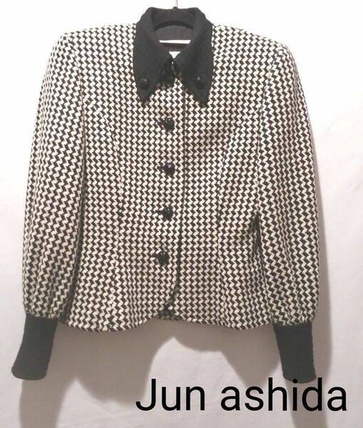 Jun ashida ジュンアシダ ショートジャケット 白×黒 ツイード アウター　