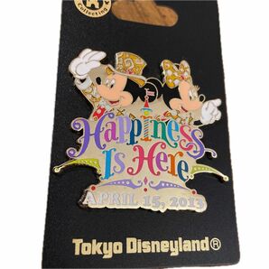 ディズニーランド 30周年 ハピネスイズヒア ピンバッジ