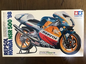 タミヤ 1/12 オートバイシリーズ NO.71 レプソル ホンダ NSR '98 REPSOL HONDA NSR500 '98