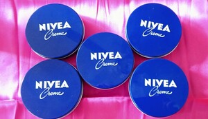Nivea Blue Can Can Pell Can Can