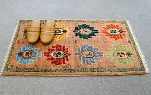 100×56cｍ【アフガニスタン手織り絨毯】 ガズニーウール ギャッベ ペルシャ絨毯