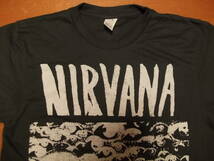 新品 【Nirvana】ニルヴァーナ Vintage Style プリントTシャツ L // カートコバーン デイヴグロール バンドTシャツ ロックTシャツ_画像3