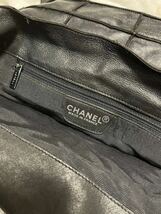 【美品】CHANEL シャネル レザー トートバッグ 黒 ショルダートート_画像4