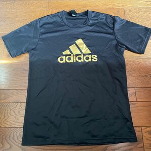 adidas tシャツ スポーツウェア ②