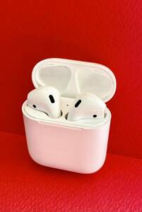 Apple ◆ AirPods with Charging Case ◆ エアポッズ ◆ 第1世代 第一世代 ◆ A1602 A1523 A1722 ◆ ワイヤレスイヤホン ◆ 動作確認済み♪