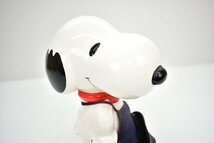 希少 1966 陶器製 オールド スヌーピー 靴磨き入れ 置物 高さ25cm [ピーナッツ][SNOOPY][Shoeshine Kit][エプロン姿][ビンテージ][当時物]_画像3