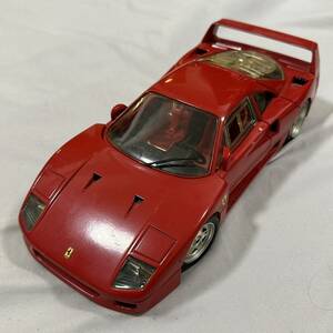 フェラーリ F40 1/18 中古品