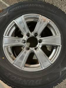 バリ溝！プラド サーフなどに！ 7.5-17+25 6H139.7 ダンロップ SJ8 265/65R17 17インチ スタッドレス 4本セット 2018年製！