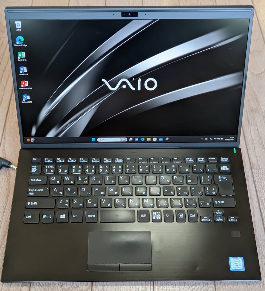 カメラ内蔵/15型タッチパネル/ノートPC/最新Win11Pro/新品SSD512GB