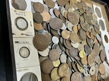 ◆必見◆日本古銭 外国古銭 まとめ 1円スタート！銀貨 銅貨 寛永通宝 旧貨幣 硬貨 ペーパーホルダー入り アンティークコイン 大量 希少_画像8