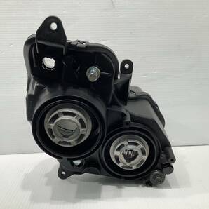 【新品未使用展示品】KAWASAKI ZZR1400 ヘッドライトASSY 左側 No.23007-0066の画像3