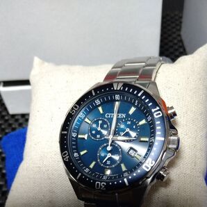 腕時計 「未使用」40%OFF シチズン:EcoDriveクロノグラフ メンズ V10- 6772F