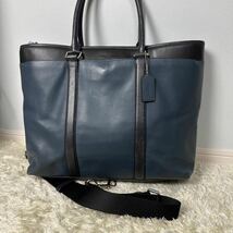 COACH 2way トートバッグ レザー ビジネスバッグ ショルダーバッグ 黒 ネイビー　バイカラー　オールレザー　コーチ　メンズ　バッグ_画像2