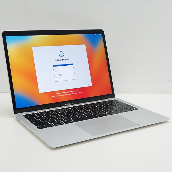 Apple MacBook Air Retinaディスプレイ 1600/13.3 MREA2J/A [シルバー