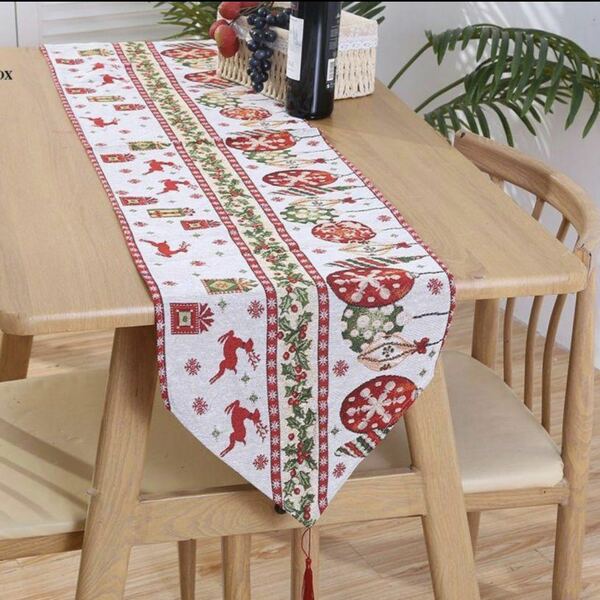 【送料無料】クリスマス テーブルランナー トナカイ テーブルクロス オーナメント Xmas レッド 食卓カバー パーティー デコレーション 赤