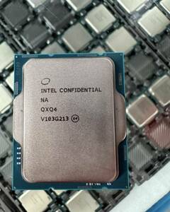 未使用品Intel Core i7-12700 ES品 QXQ4 12C(8+4) /20T 1.2GHz (TB 4.0GHz) LGA 1700