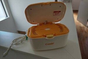  goods for baby convenience supplies [Combi Quick warmer combination pre-moist wipes .. therefore vessel ] exist . convenience baby .....