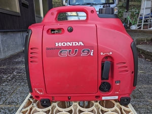 ホンダ EU9i インバーター発電機 正弦波 HONDA INVERTER 100V 900VA 50Hz/60Hz