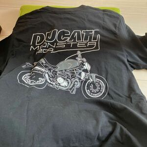 ユニクロ　UNIQLO+DUCATI サイズＬ　モンスター1200