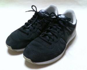 INTERNATIONALIST 828041