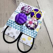 ハンドメイドくるみボタンのヘアゴムセット　handmade ヘアゴム４個入り　紫系　和柄　花柄_画像1