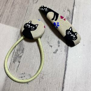 ハンドメイドパッチンピン＆くるみボタンヘアゴム handmade ヘアアクセサリー ２点セット