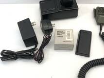 ◇【ジャンク品】ICOM／YAESU　トランシーバー　充電器　マイク　ACアダプター等まとめて　IC-02N/IC-3S/BC-72/KS65-Jなど◇_画像5