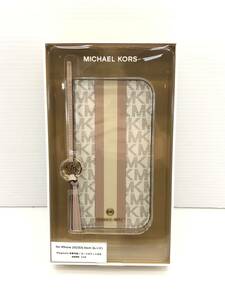 ◇iPhone 15 Pro用 MICHAEL KORS ブックタイプケース with Tassel Charm／Beige Pink Stripe　R23C035W◇