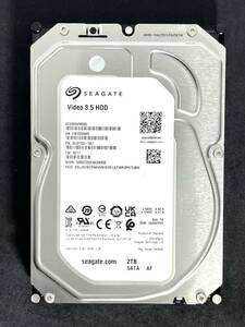 【送料無料】 ★ 2TB ★　ST2000VM006　/　Seagate 【 使用時間：4ｈ 】 2023年製　新品同様　3.5インチ 内蔵HDD　SATA600　シーゲート