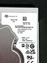 【送料無料】 ★ 2TB ★　Seagate　/　ST2000LM007　【使用時間：459ｈ】　2023年製　稼働極少　 2.5インチ 内蔵HDD/7mm厚/SATA_画像3